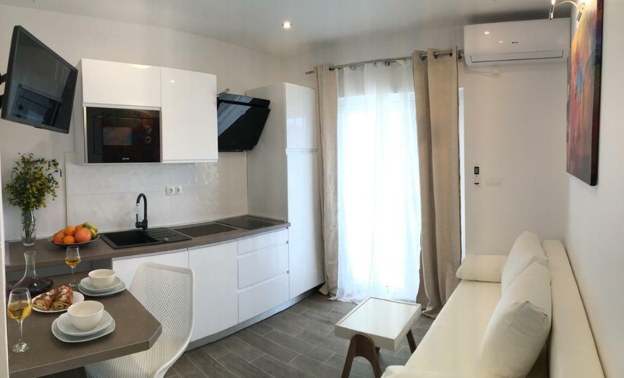 Holiday Hvar Lux Basina Exterior photo